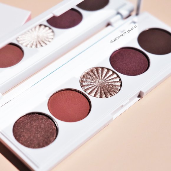 OFRA Signature Eyeshadow Palette - Symphony - Picture 1 of 4